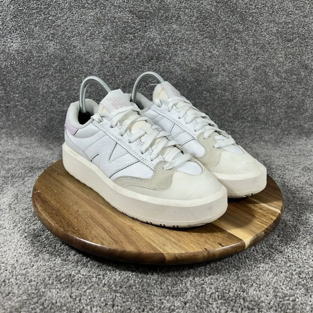 New Balance CT302 CT302SP Women’s Size 8 White Pink Leather Casual Shoes Used